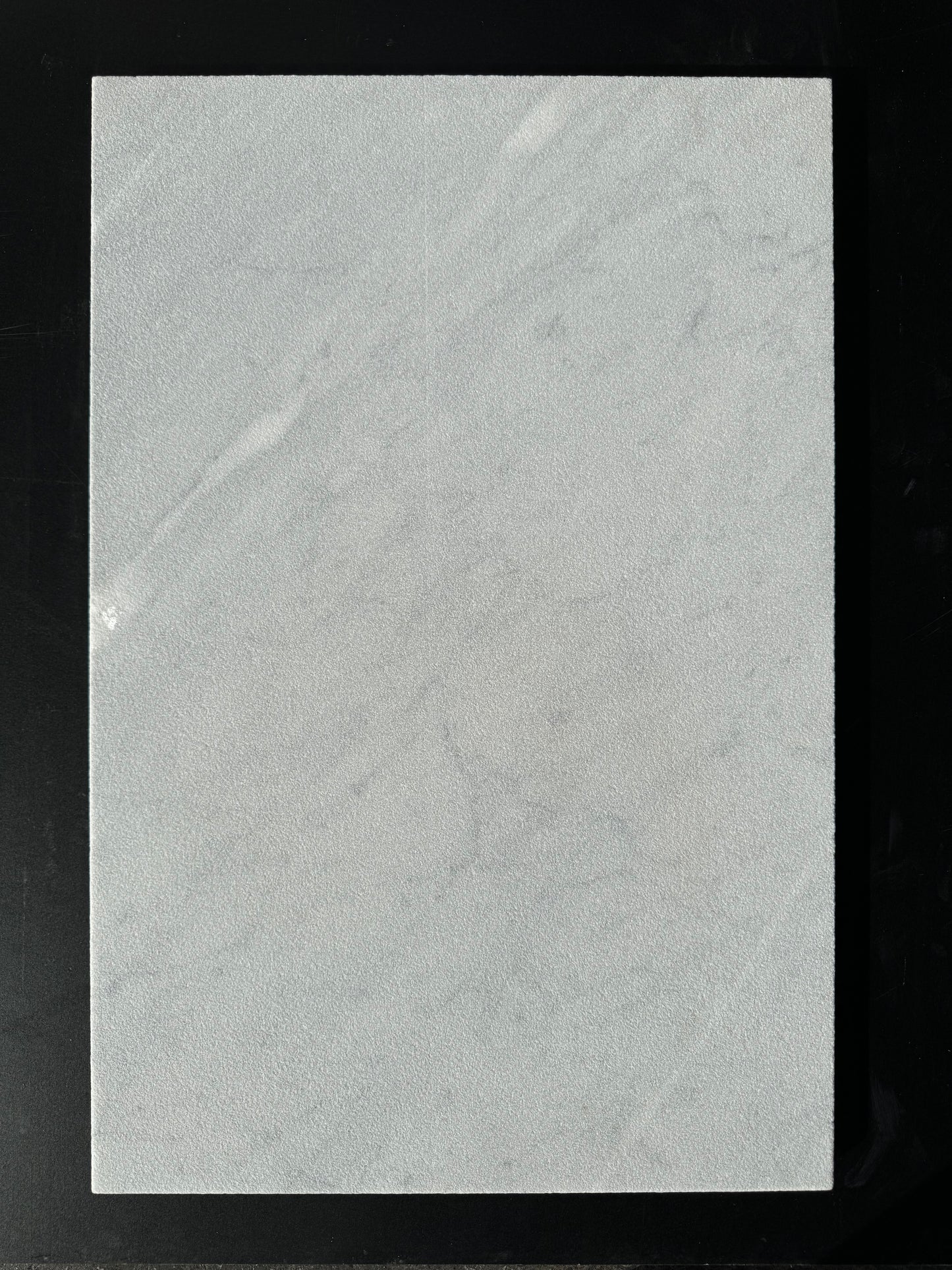 Carrara Sand Blast 406x610x20mm