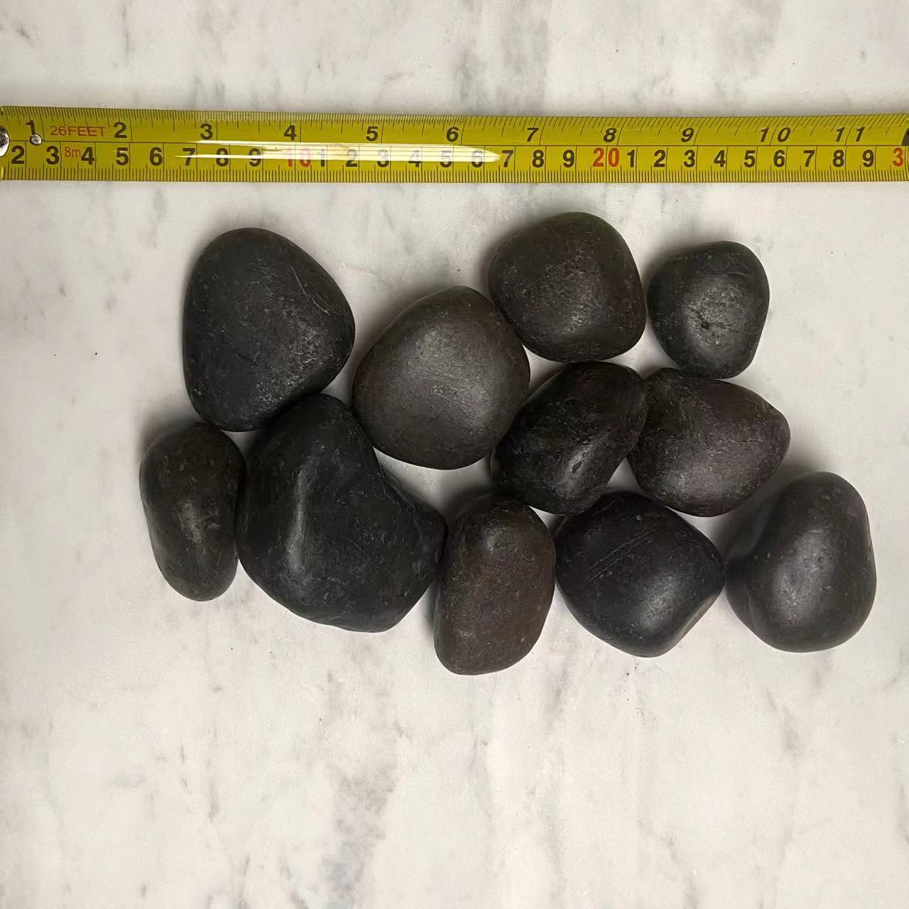 Pebble Stone Black Polish 30-50mm